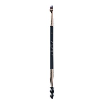 This Anastasia Beverly Hills Tool Is the Reason My Brows Look So Good